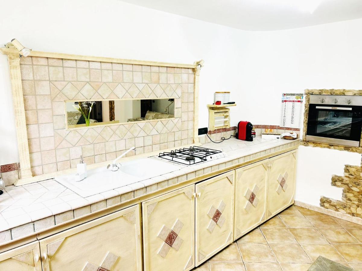 Villa Maria Antonietta House Porto Torres Esterno foto