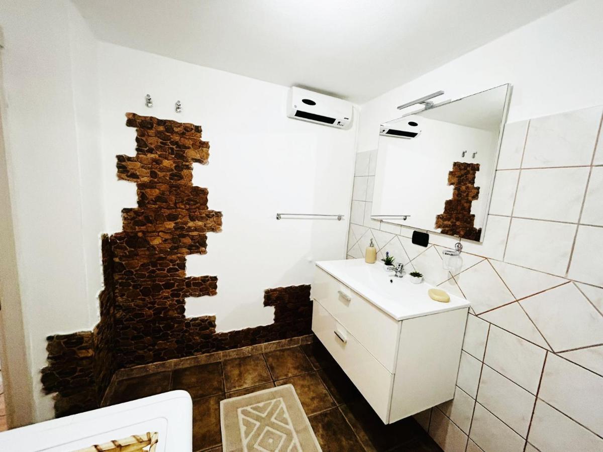 Villa Maria Antonietta House Porto Torres Esterno foto