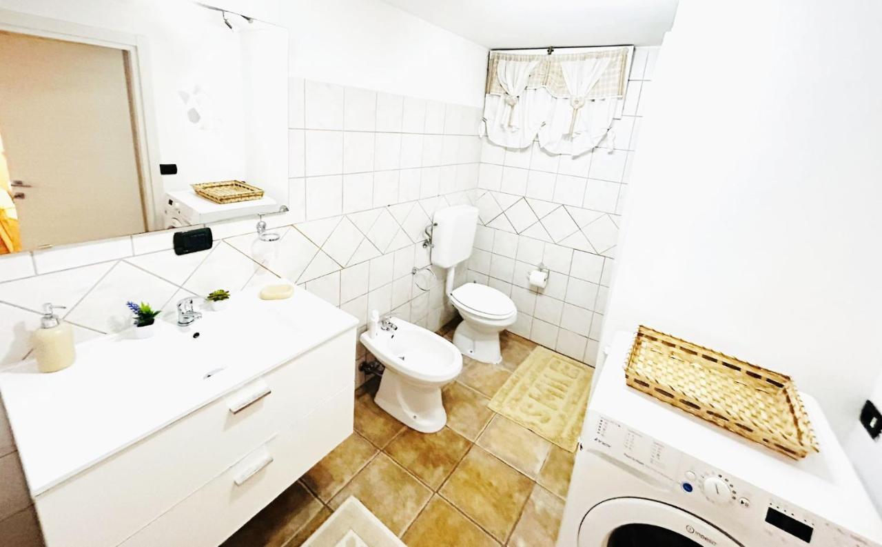 Villa Maria Antonietta House Porto Torres Esterno foto